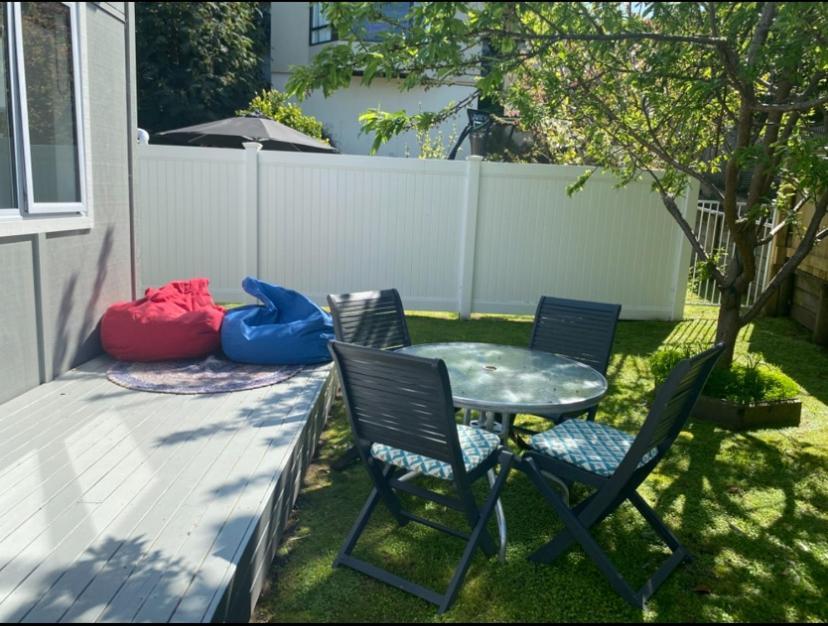 Raumati Guest House Парапарауму Екстериор снимка